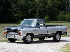 Dodge Power Ram 1986 года